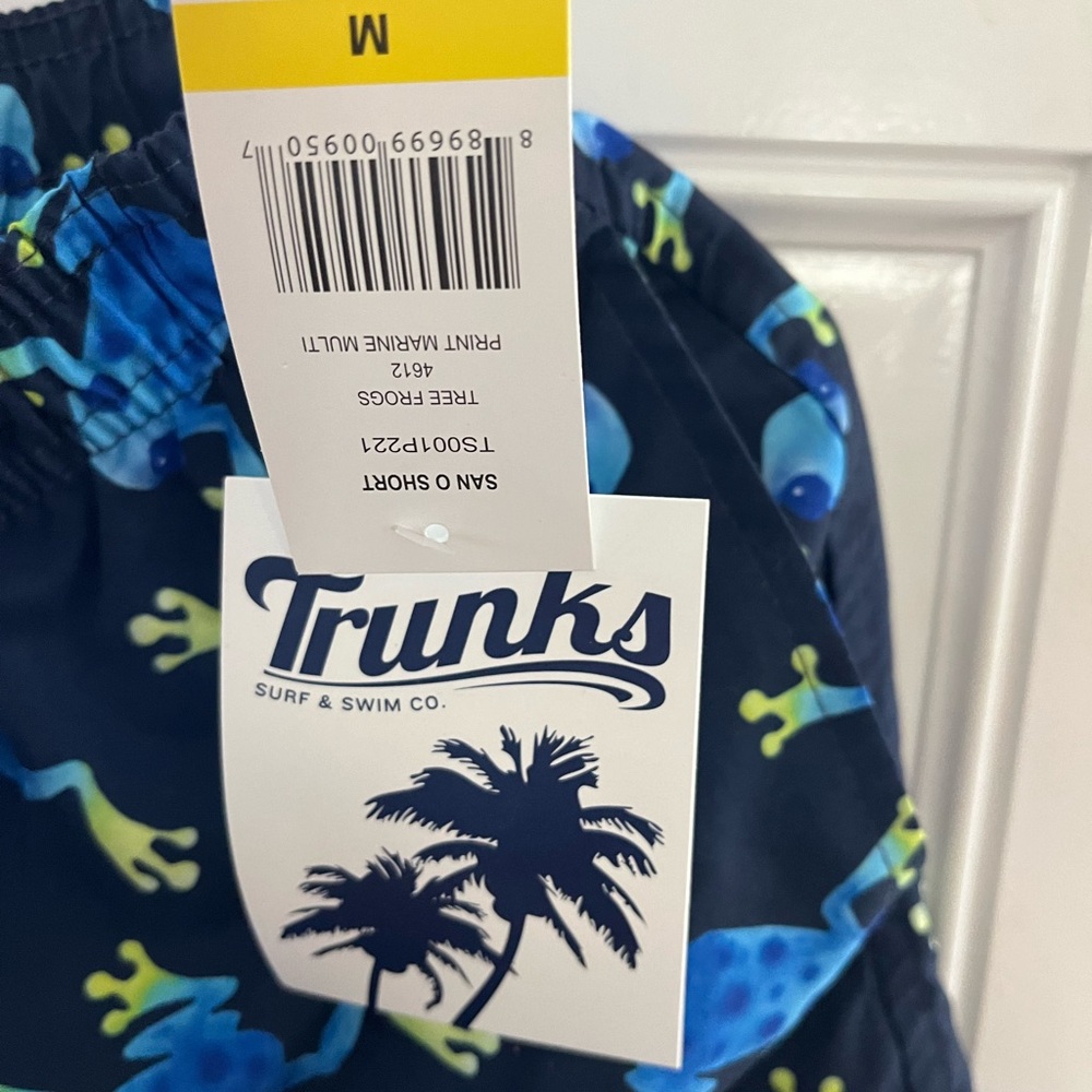 Men’s medium trunk bathing suits, frog print new with tags - Picture 4 of 4